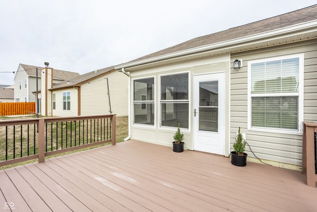 5777 White Pine Road, Whitestown, IN 46075