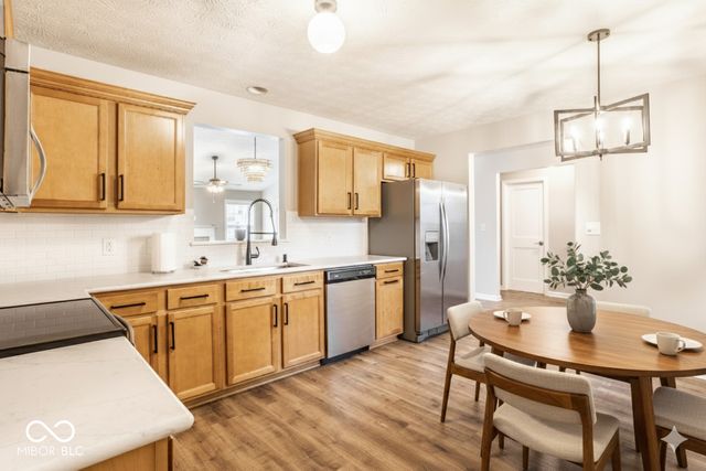 5777 White Pine Road, Whitestown, IN 46075