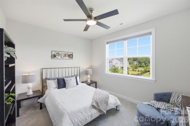 510 Meadow Ridge Drive, Belmont, NC 28012