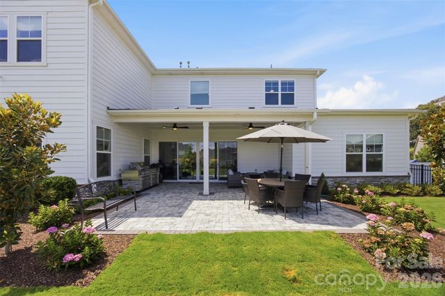 510 Meadow Ridge Drive, Belmont, NC 28012