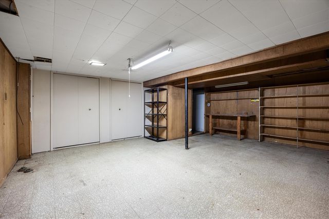 38240 Tottenham Road, Sterling Heights, MI 48312