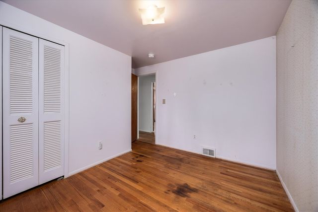 38240 Tottenham Road, Sterling Heights, MI 48312