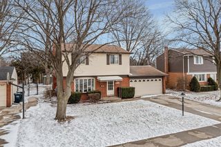 38240 Tottenham Road, Sterling Heights, MI 48312