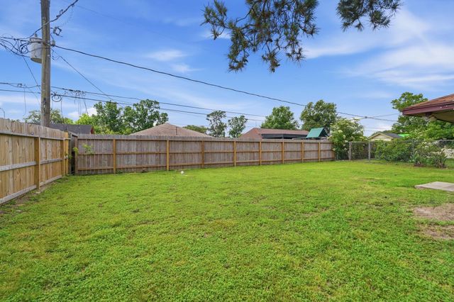 6410 Hopper Road, Houston, TX 77016