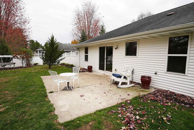 203 BITTERS AVENUE, Oconto, WI 54153