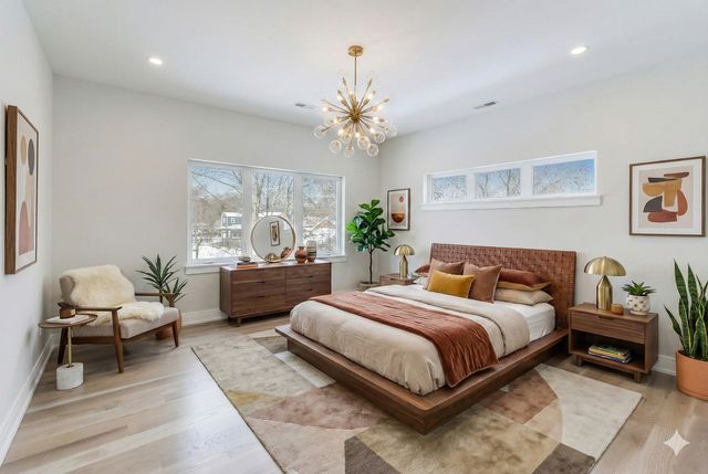 280 Blackhawk Road, Riverside, IL 60546