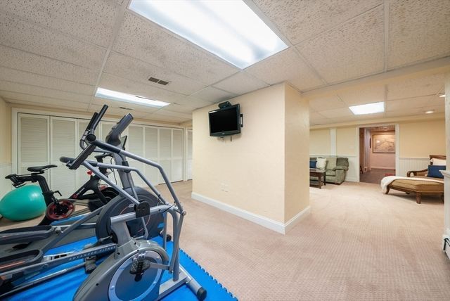 25 Donnelly Dr, Dover, MA 02030