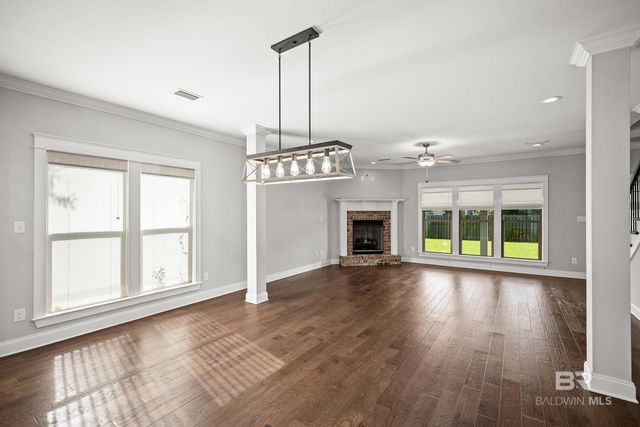 220 Hawthorne Circle, Fairhope, AL 36532