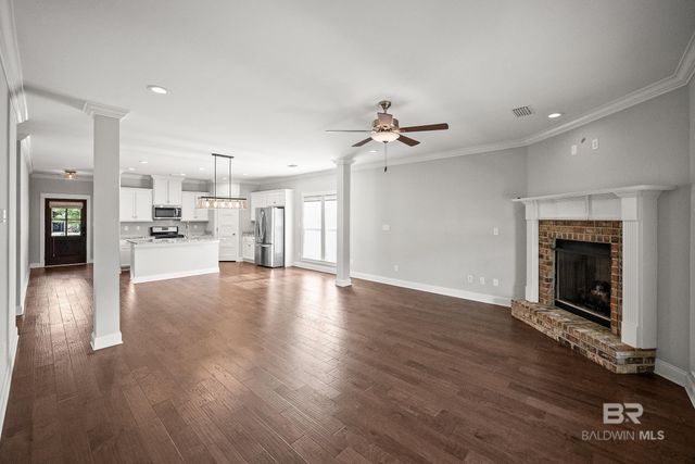 220 Hawthorne Circle, Fairhope, AL 36532