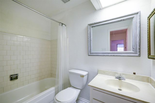 15251 Buckle Lane 5251, Houston, TX 77060