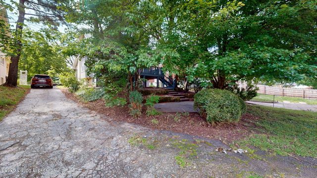 1059 Eastern Pkwy, Louisville, KY 40217