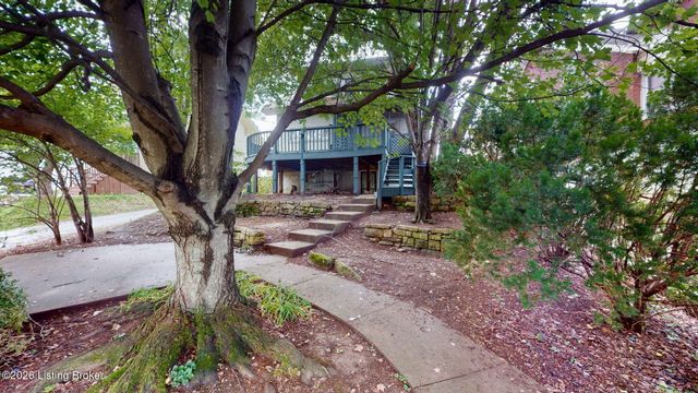 1059 Eastern Pkwy, Louisville, KY 40217