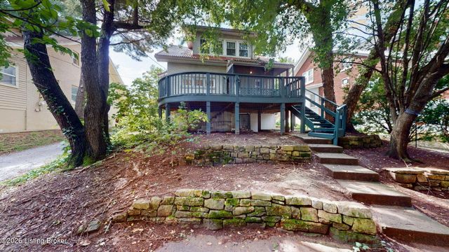 1059 Eastern Pkwy, Louisville, KY 40217