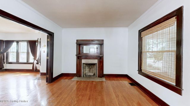 1059 Eastern Pkwy, Louisville, KY 40217