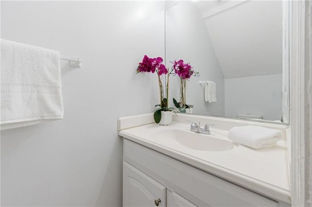 719 Burnt Creek Drive NW, Lilburn, GA 30047