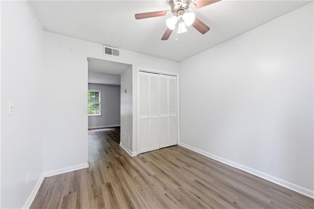 719 Burnt Creek Drive NW, Lilburn, GA 30047