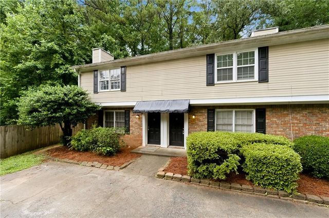 719 Burnt Creek Drive NW, Lilburn, GA 30047