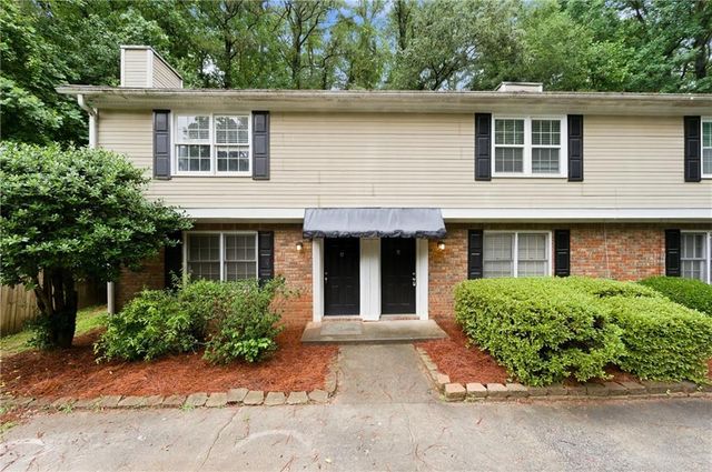 719 Burnt Creek Drive NW, Lilburn, GA 30047
