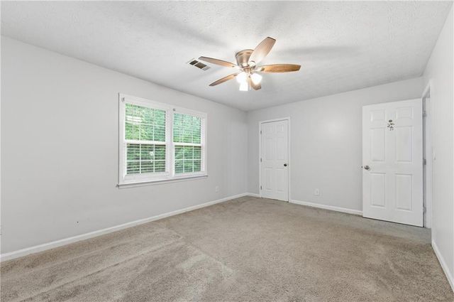 719 Burnt Creek Drive NW, Lilburn, GA 30047