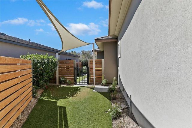 51678 Hawthorne Court, Indio, CA 92201