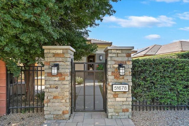 51678 Hawthorne Court, Indio, CA 92201