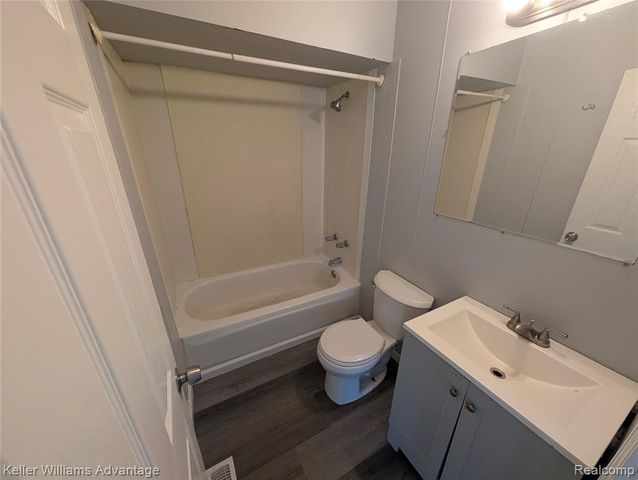 13076 Sherman Avenue, Warren, MI 48089