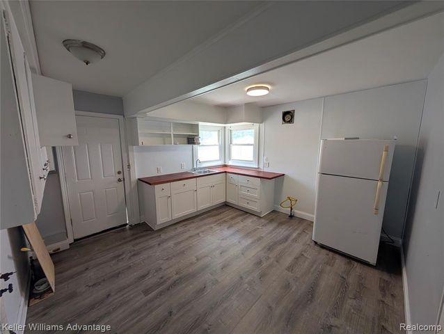 13076 Sherman Avenue, Warren, MI 48089