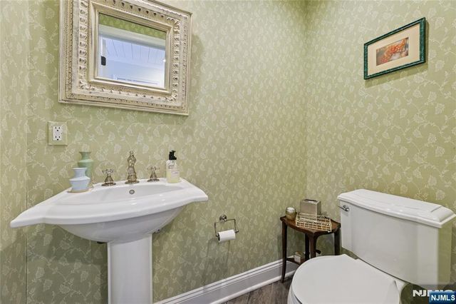 83 Devon Road, Essex Fells, NJ 07021