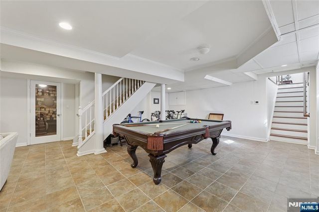 83 Devon Road, Essex Fells, NJ 07021