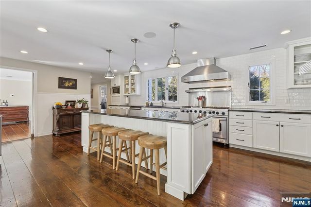 83 Devon Road, Essex Fells, NJ 07021