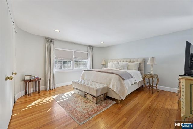 83 Devon Road, Essex Fells, NJ 07021