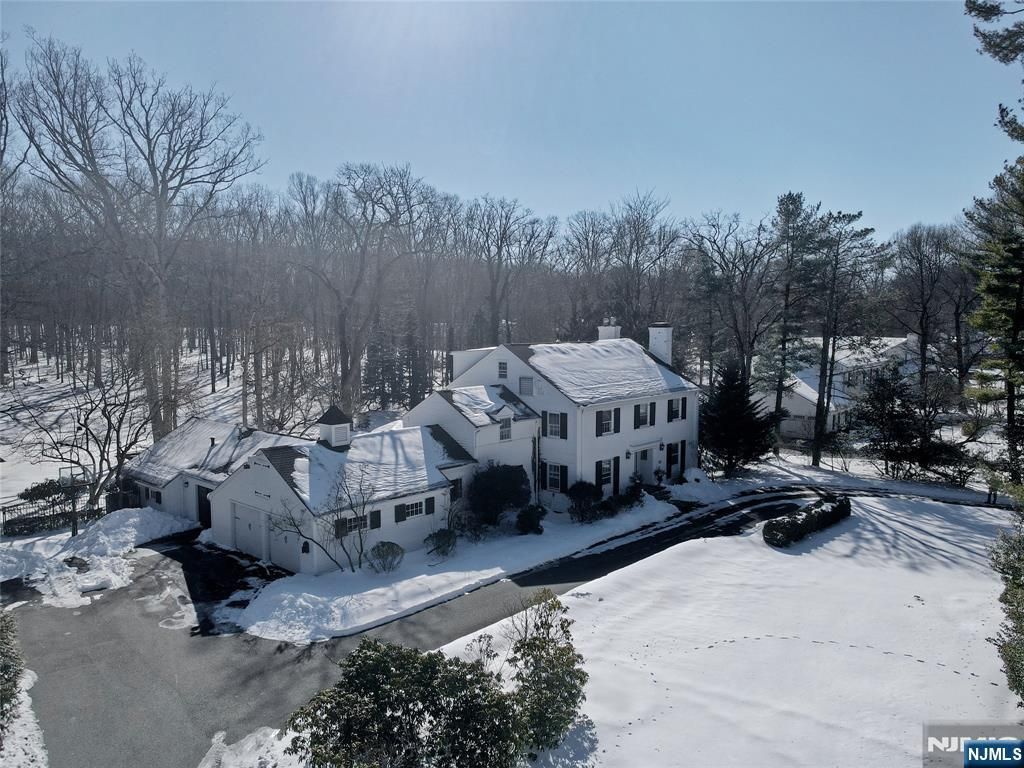 83 Devon Road, Essex Fells, NJ 07021