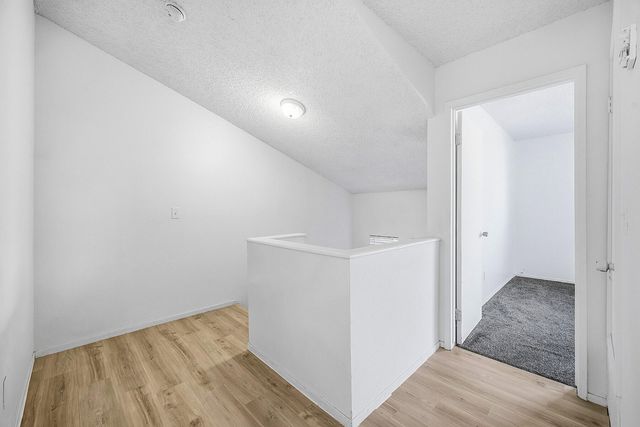 219 E Elowin Court, Visalia, CA 93291