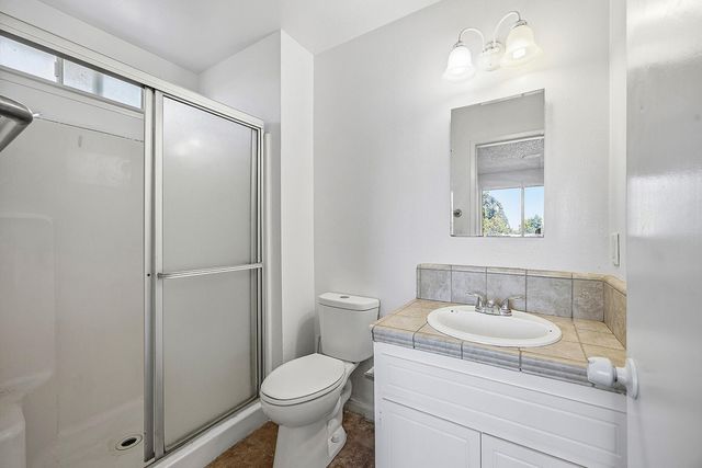 219 E Elowin Court, Visalia, CA 93291