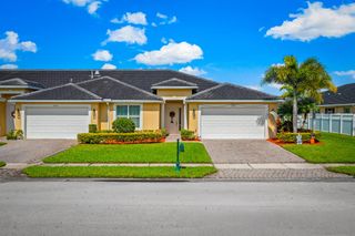 6244 NW Helmsdale Way, Port St Lucie, FL 34983