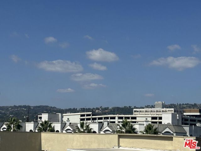 8614 Burton Way, Los Angeles, CA 90048