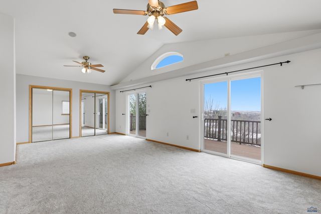 944 STAHL CT, Rapid City, SD 57701