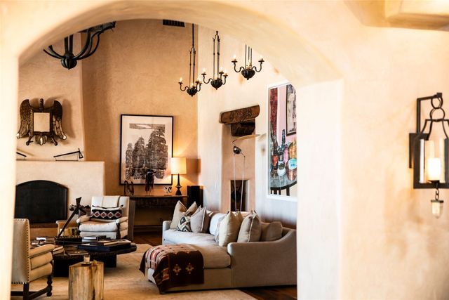 37 Rancho Alegre, Santa Fe, NM 87508