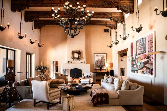 37 Rancho Alegre, Santa Fe, NM 87508