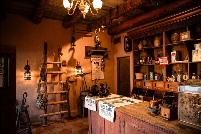 37 Rancho Alegre, Santa Fe, NM 87508