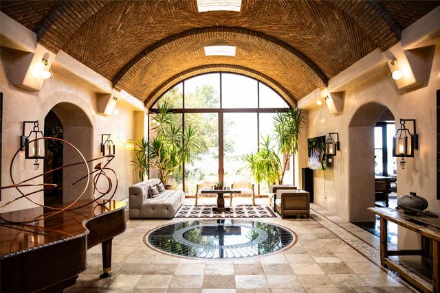 37 Rancho Alegre, Santa Fe, NM 87508