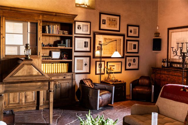 37 Rancho Alegre, Santa Fe, NM 87508