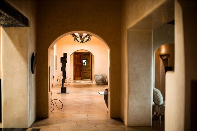 37 Rancho Alegre, Santa Fe, NM 87508