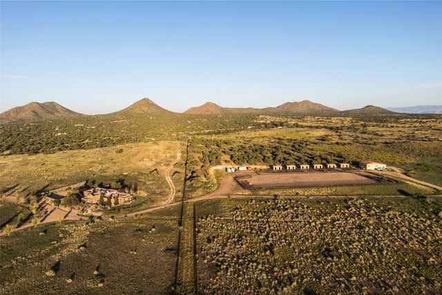 37 Rancho Alegre, Santa Fe, NM 87508