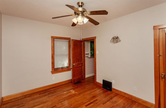 412 Fulton Drive, Des Moines, IA 50315