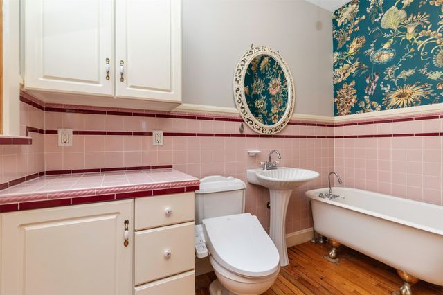 412 Fulton Drive, Des Moines, IA 50315