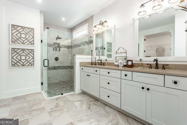 869 Salton Way, Hoschton, GA 30548