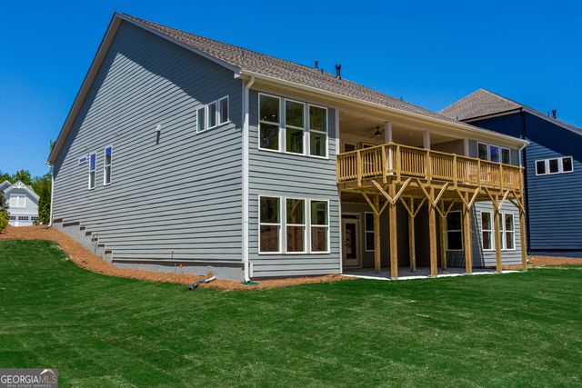 869 Salton Way, Hoschton, GA 30548