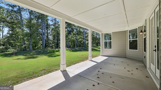 869 Salton Way, Hoschton, GA 30548