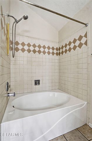 7109 OVAL ROCK Drive, El Paso, TX 79912